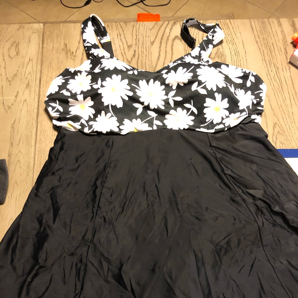 Swim dress XXL one pierce tankini